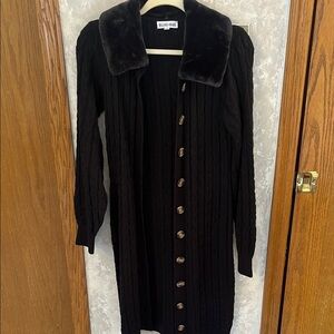 Olive + Oak Black Cardigan with detachable Faux Fur collar